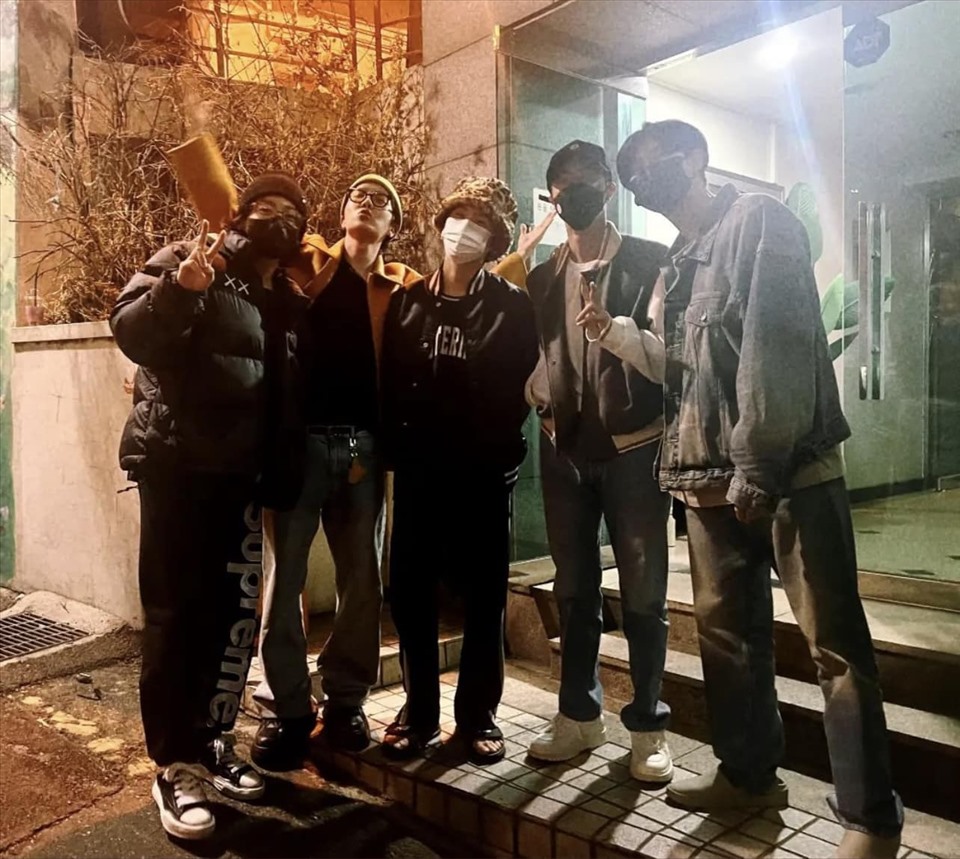 Ph N Ng C A C C Th Nh Vi N Bts Khi Jimin L P K L C Tr N Billboard Hot