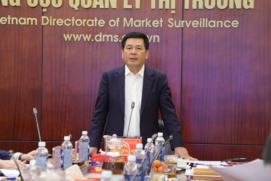 Bộ trưởng Nguyễn Hồng Diên phát biểu tại Hội nghị. Ảnh: HH