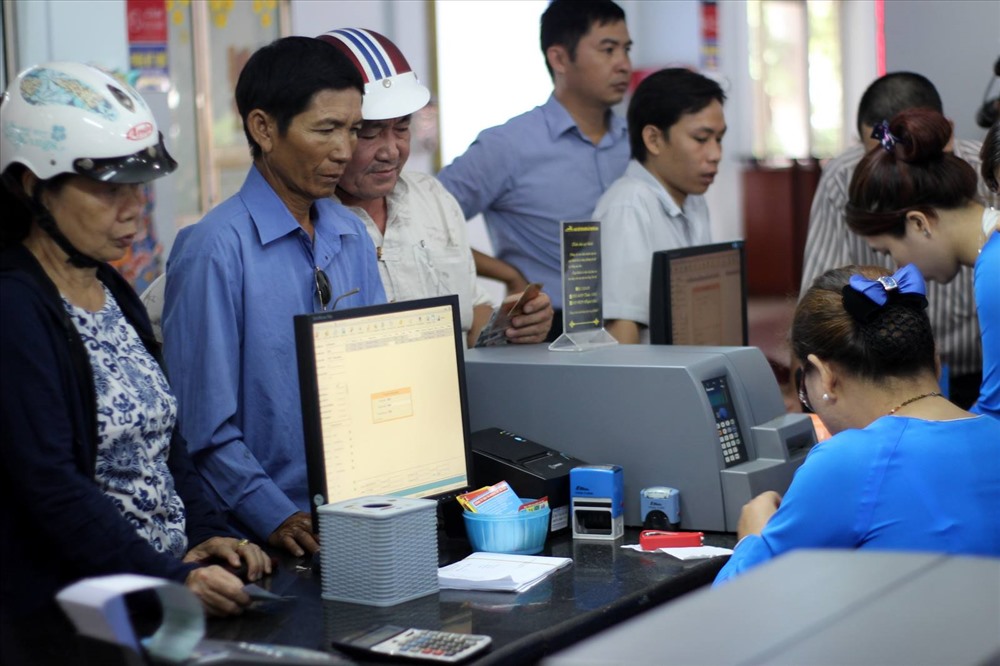 Từ 8h giờ ngày 15.10, ga Sài Gòn bắt đầu bán vé Tết cho hành khách có số thứ tự được cấp qua tổng đài và nhận thanh toán đối với khách hàng có mã đặt chỗ (thanh toán trả sau). 