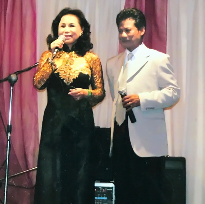 Chế Linh và Thanh Tuyền được mệnh danh là cặp song ca vàng tại sân khấu hải ngoại. Ảnh: NVCC. 