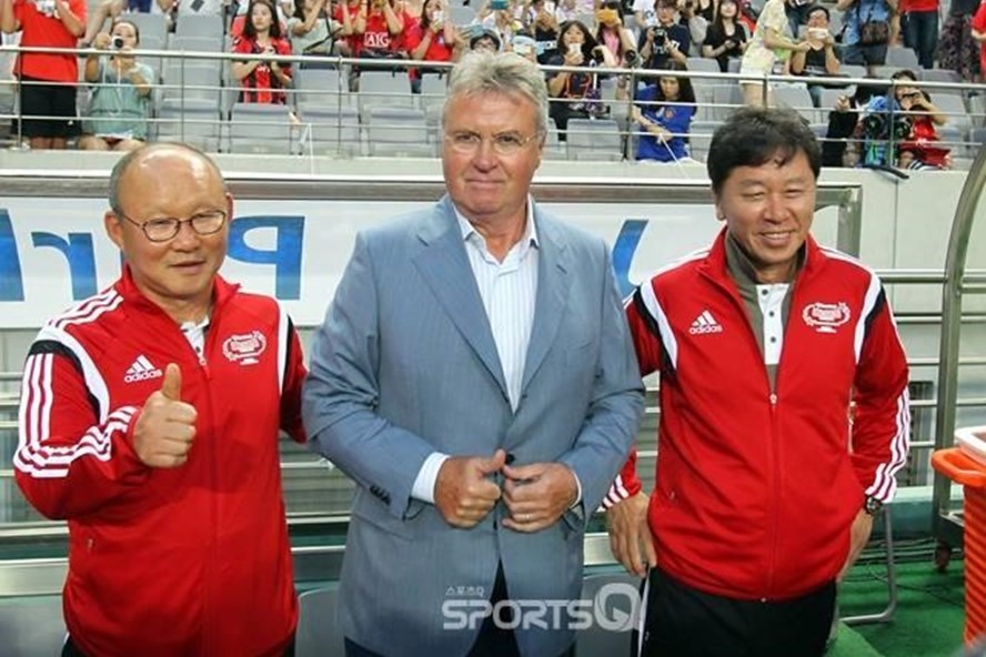 HLV Park Hang-seo và HLV Chung Hea-seong từng là trợ lý của Guus Hiddink. Ảnh: TL