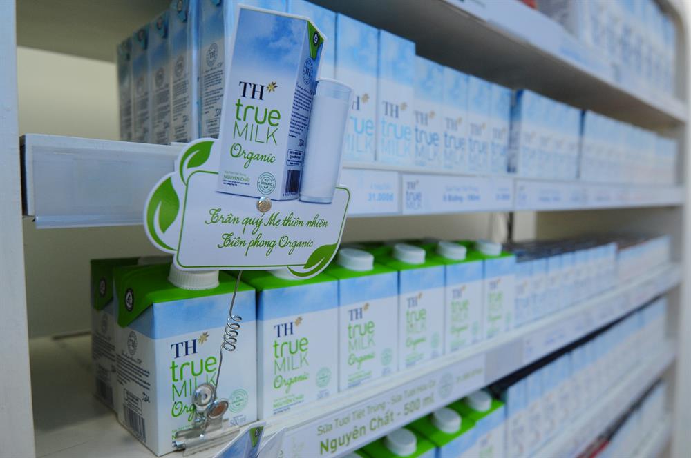 Sản phẩm sữa hữu cơ TH true MILK organic đang bán rộng rãi tại các cửa hàng TH true mart .