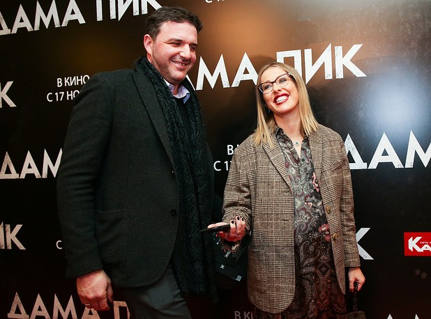 Ksenia Sobcha và chồng Maksim Vitorgan – diễn viên, nhà sản xuất chương trình truyền hình. Ảnh: Tass