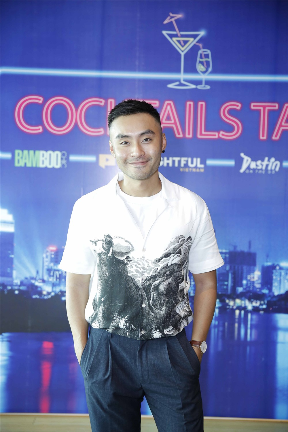 MC Dustin Phúc Nguyễn mơ ước làm talkshow với người nổi tiếng từ lâu. Ảnh: Trí Bùi