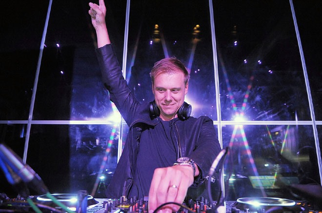 DJ Armin. 