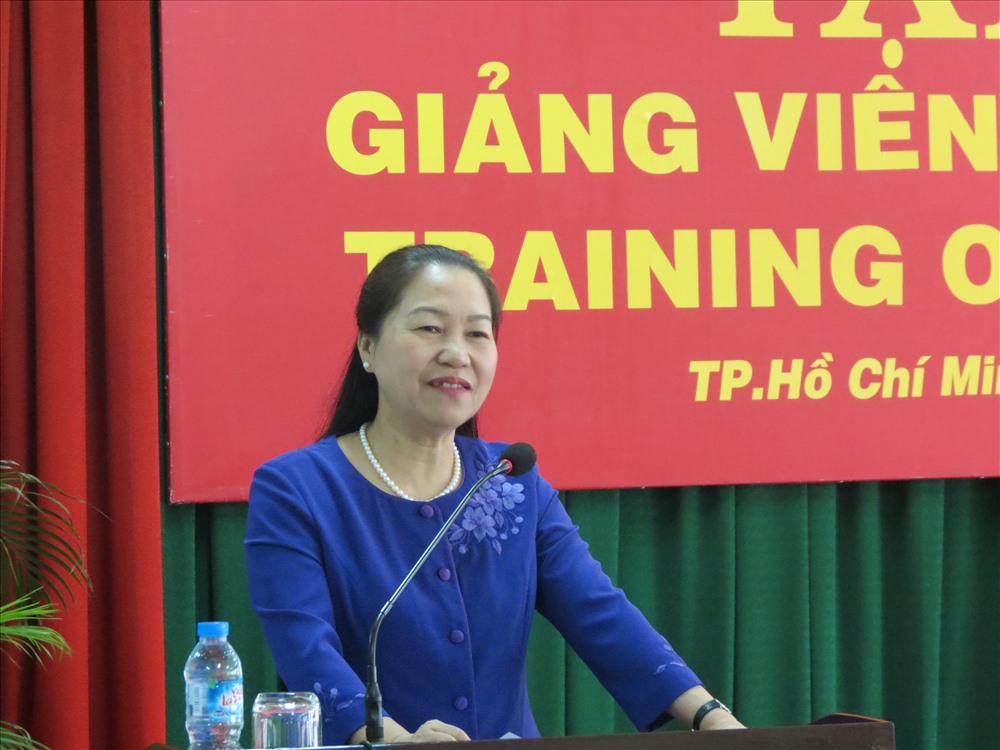 Phó Chủ tịch Tổng LĐLĐ Việt Nam Nguyễn Thị Thu Hồng phát biểu khai mạc - Ảnh: L.T