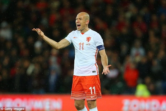 Khả năng Robben phải xem VCK World Cup 2018 qua TV là không nhỏ. Ảnh: Getty Images.