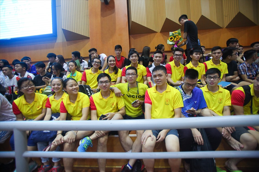 Giải cầu lông tranh Cúp báo Tuổi trẻ Thủ đô năm nay còn góp phần tìm kiếm các tài năng cho các đội tuyển trẻ của Hà Nội và quốc gia. Đây cũng là sân chơi để các bạn trẻ có cơ hội thể hiện sự đam mê, nhiệt huyết và tinh thần đoàn kết.