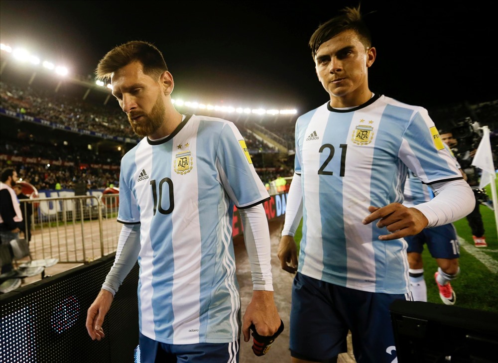 Messi và Dybala chưa thể tỏa sáng ở ĐTQG. Ảnh: Getty.