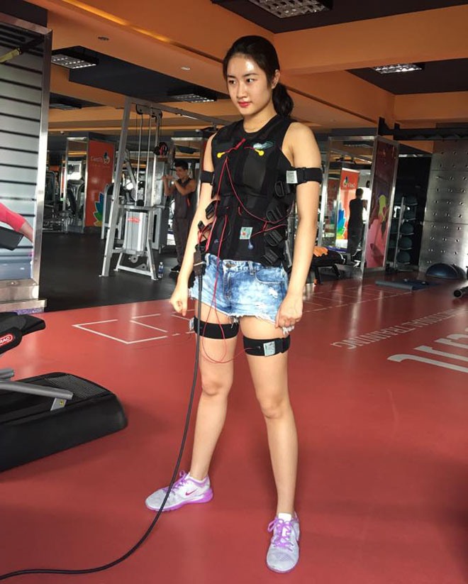 Hoa hậu Bản sắc Việt nhấn mạnh việc tập gym trước khi mang bầu rất quan trọng vì khi mang bầu ăn nhiều nhưng cơ vẫn không thể bị phá bỏ.