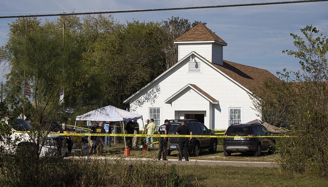 Vụ xả súng diễn ra đúng vào ngày chủ nhật, khi nhiều người dân tới nhà thờ để cầu nguyện