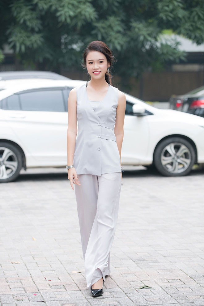 Ngọc Vân từng tham dự cuộc thi Miss ĐH Ngoại thương 2016 và lọt vào top 5 chung cuộc. Ngay sau cuộc thi này, Ngọc Vân đăng ký dự thi tham gia cuộc thi Hoa hậu Việt Nam 2010 và lọt vào top 10 cùng danh hiệu ‘Người đẹp truyền thông’.
