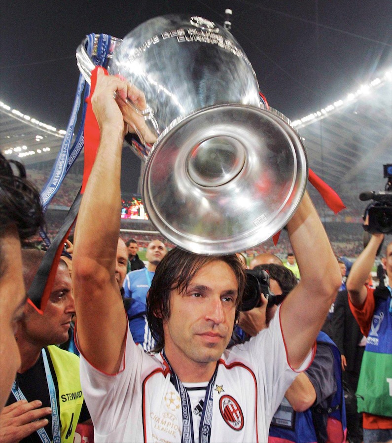 Pirlo và danh hiệu Champions League 2007. Ảnh: AP.