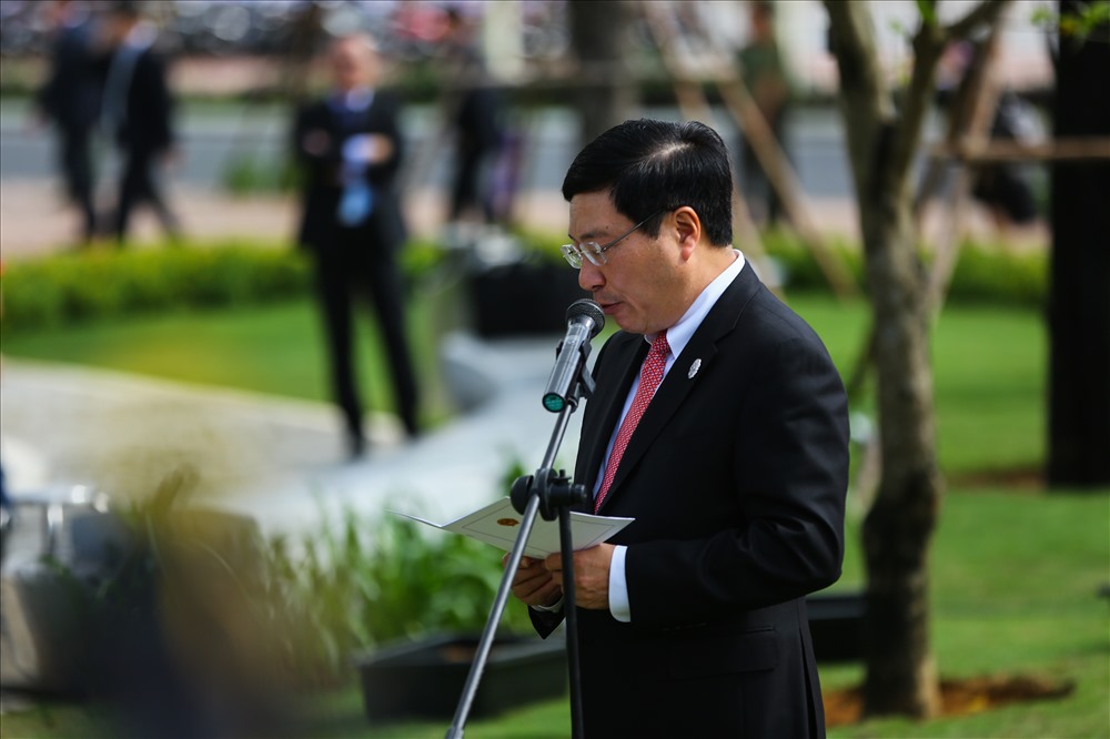 Phó thủ tướng Phạm Bình Minh phát biểu tại buổi lễ.