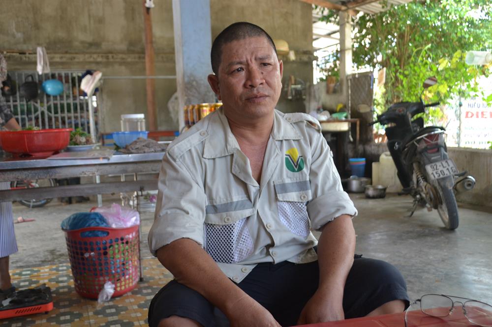 Anh Vũ Thanh Hải - một trong số 700 CN Cty vàng Bồng Miêu bị mất việc. Anh cũng là một trong số 50 CN bị Cty nợ BHXH với hàng chục năm với gần 4 tỷ đồng.