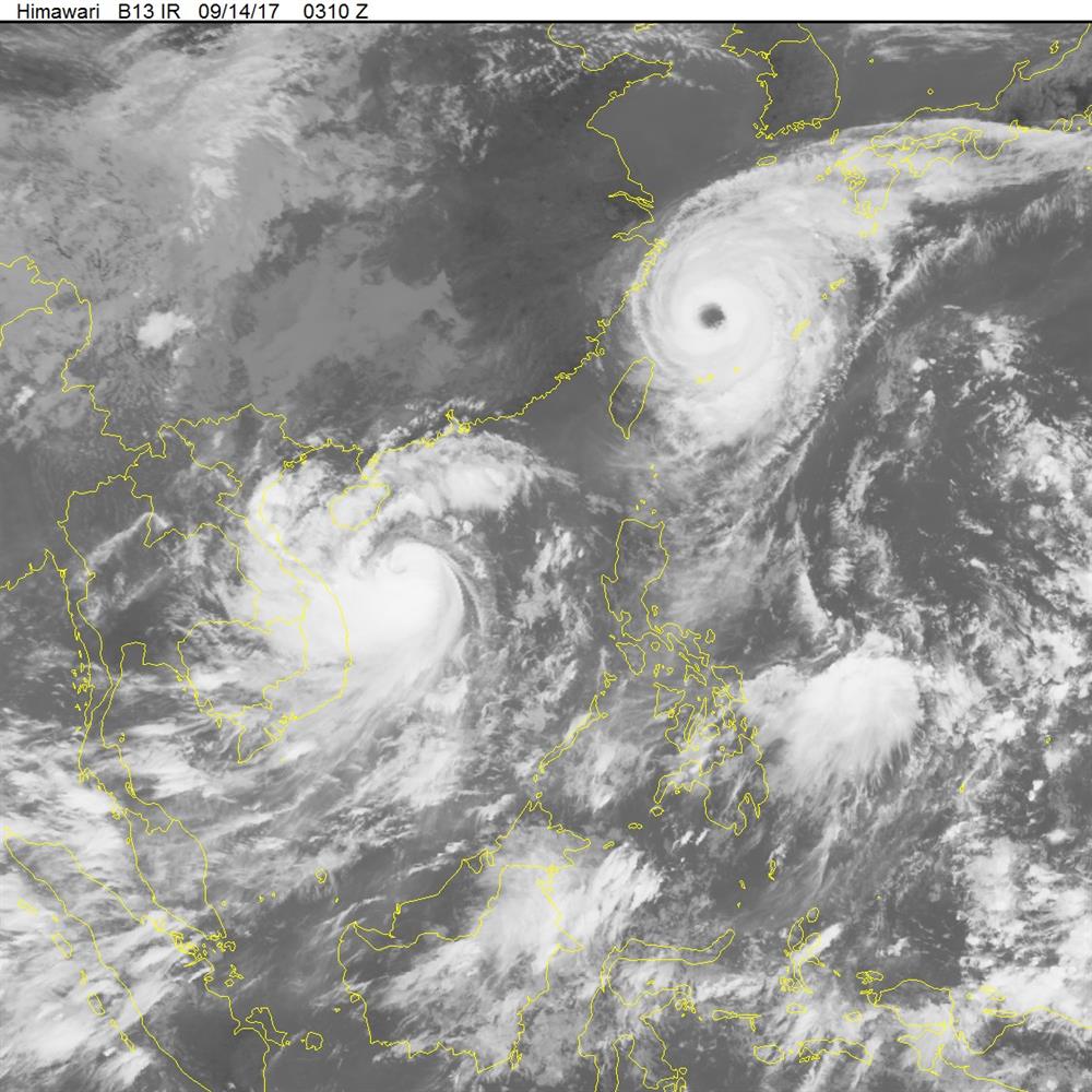 Ảnh chụp từ vệ tinh hoạt động của bão số 10. Ảnh: Trung tâm Dự báo Khí tượng Thuỷ văn Trung ương .