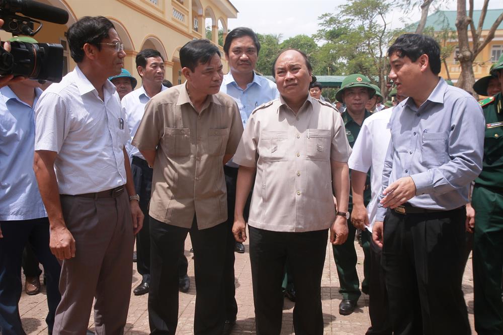 Thủ tướng đánh giá cao công tác phòng chống bão của chính quyền Nghệ An (ảnh D.N)