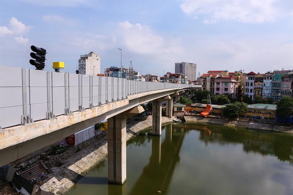 Theo kế hoạch của Bộ GTVT, Ban quản lý Dự án đường sắt (Bộ GTVT), đầu tháng 10/2017, tuyến đường sắt đô thị đầu tiên này của Hà Nội chính thức chạy thử liên động toàn hệ thống trước khi tiến hành khai thác thương mại vào quý II/2018.