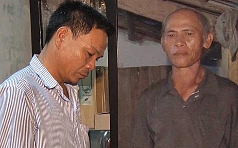 Hai bị can Nguyễn Văn Ry và Phan Dễ đã bị bắt tạm giam để điều tra về tội hủy hoại rừng. Ảnh: P.V