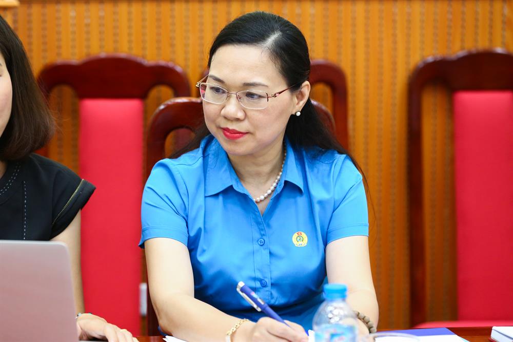 BS CKII Trần Thị Bích Hằng - Chủ tịch Công đoàn Y tế VN