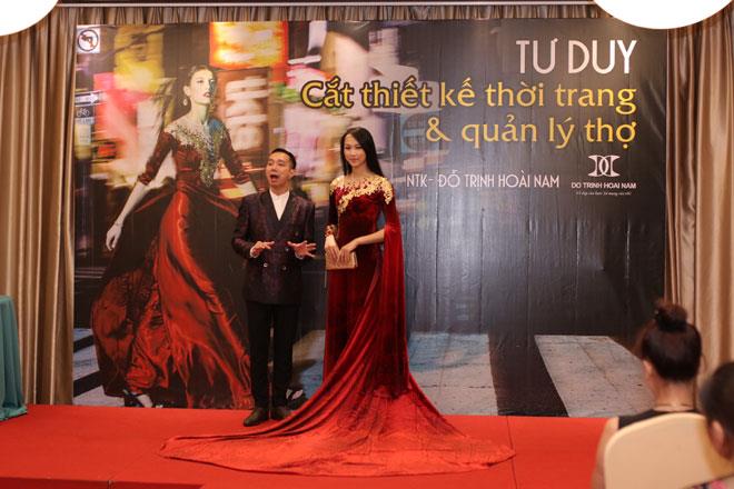 Là người đẹp nhân ái của cuộc thi Hoa hậu Việt Nam 2016, Thủy Tiên không mấy khi hoạt động nghệ thuật. 