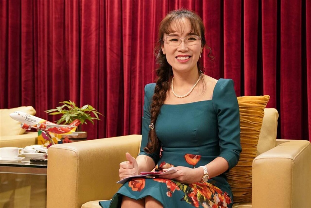 Mới đây, nữ tỉ phú Nguyễn Thị Phương Thảo là đại diện Việt Nam xuất hiện nổi bật trên trang bìa của số đặc biệt công bố danh sách những nữ doanh nhân quyền lực nhất châu Á của Forbes..,và không ít đánh giá đầy thuyết phục khác.