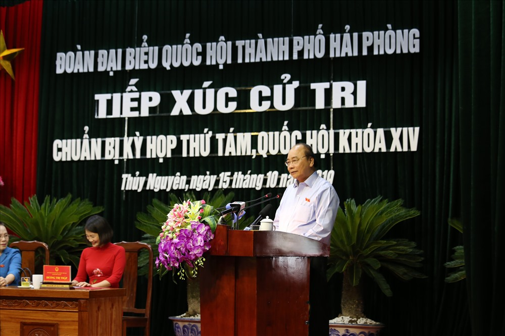 Thủ tướng phát biểu tại buổi tiếp xúc - ảnh PV