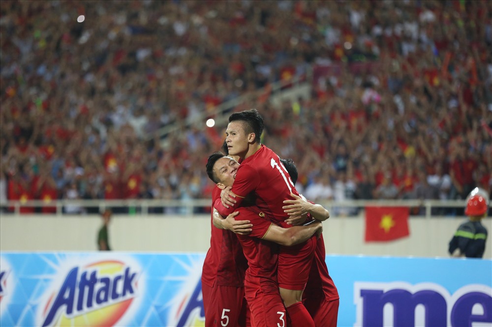 Đội tuyển Việt Nam đang được đánh giá trên cơ so với đối thủ Indonesia. Ảnh: Hoái Thi