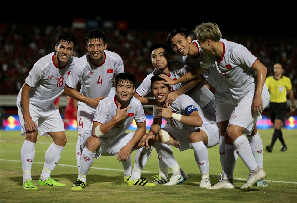 Tuyển Việt Nam đánh bại Indonesia để duy trì mạch bất bại ở vòng loại World Cup 2022. Ảnh: Minh Tùng