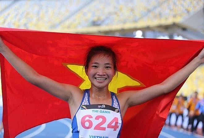 Nguyễn Thị Oanh (Bắc Giang), cô gái nghị lực vượt qua căn bệnh viêm cầu thận, giành 2 HCV ở SEA Games 29.
