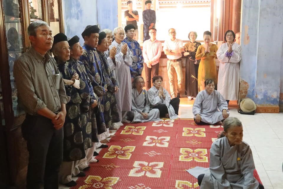 Hội đồng Nguyễn Phước tộc tham dự buổi lễ. Ảnh: PV.