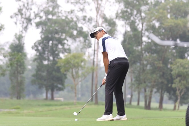 Golfer Nguyễn Bảo Long (14 tuổi) - Nhà vô địch tại Tiền Phong Golf Championship năm 2018. Ảnh: Như Ý