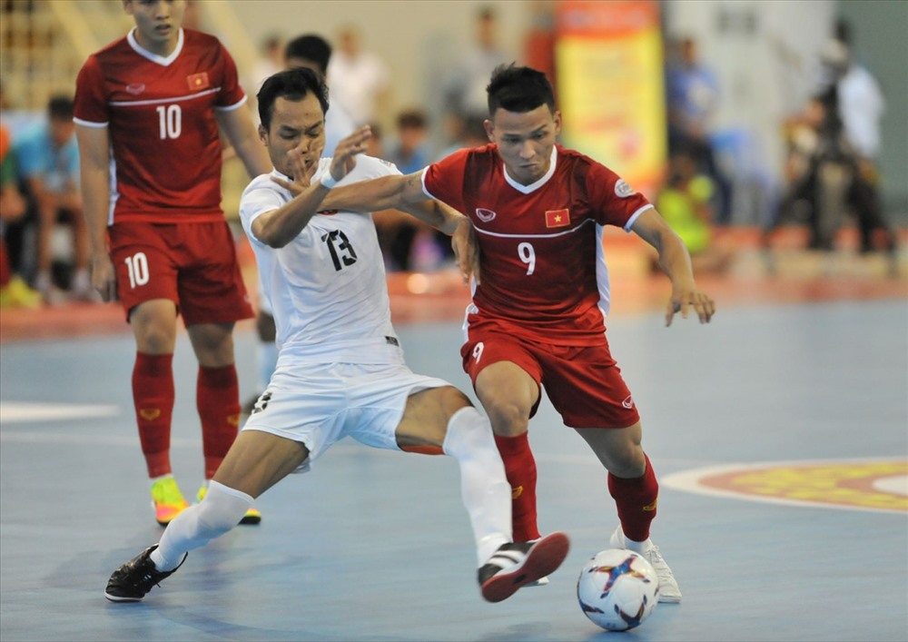 Đội tuyển futsal Việt Nam đã có chiến thắng đậm 7-3 trước Myanmar ở trận tranh hạng 3 giải Đông Nam Á. Ảnh: VFF