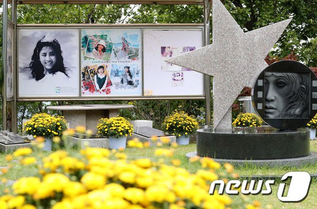 Hình ảnh lăng mộ của Choi Jin Sil sau 11 năm. Ảnh: News1
