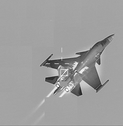 Hai bức ảnh về các máy bay chiến đấu của Nga do lực lượng không quân Bỉ công bố. Ảnh: BAF.