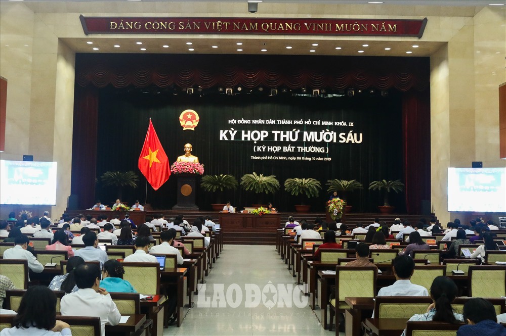 Kỳ họp thứ 16 (kỳ họp bất thường) HĐND TP.Hồ Chí Minh khóa IX chính thức khai mạc sáng ngày 6.10.  Ảnh: Phan Anh