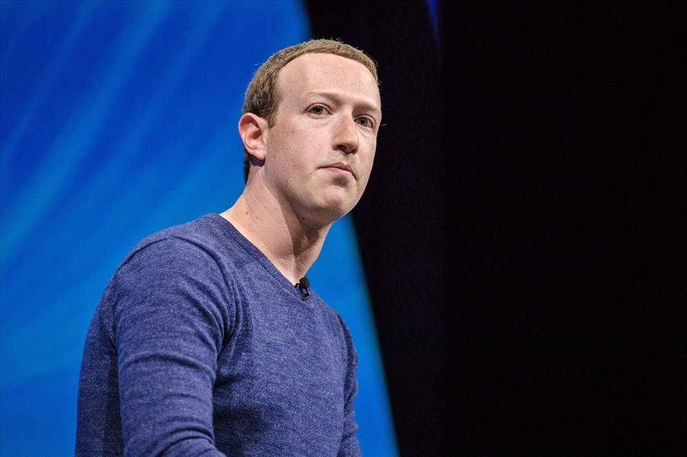 Mark Zuckerberg được biết đến là cha đẻ Facebook, người làm thay đổi cách liên lạc của cả thế giới. Để làm được điều này, Mark đã trải qua rất nhiều thăng trầm trong sự nghiệp. Ít ai biết rằng, anh từng bỏ học ở Harvard, từ chối những khoản tiền khổng lồ để xây dựng đế chế cho riêng mình. Ảnh: Getty