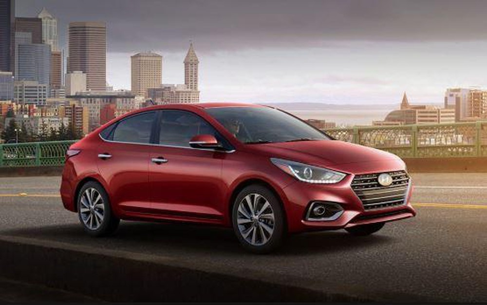 Hyundai Accent đứng thứ 3 với 1.977 xe bán ra. Ảnh ST.