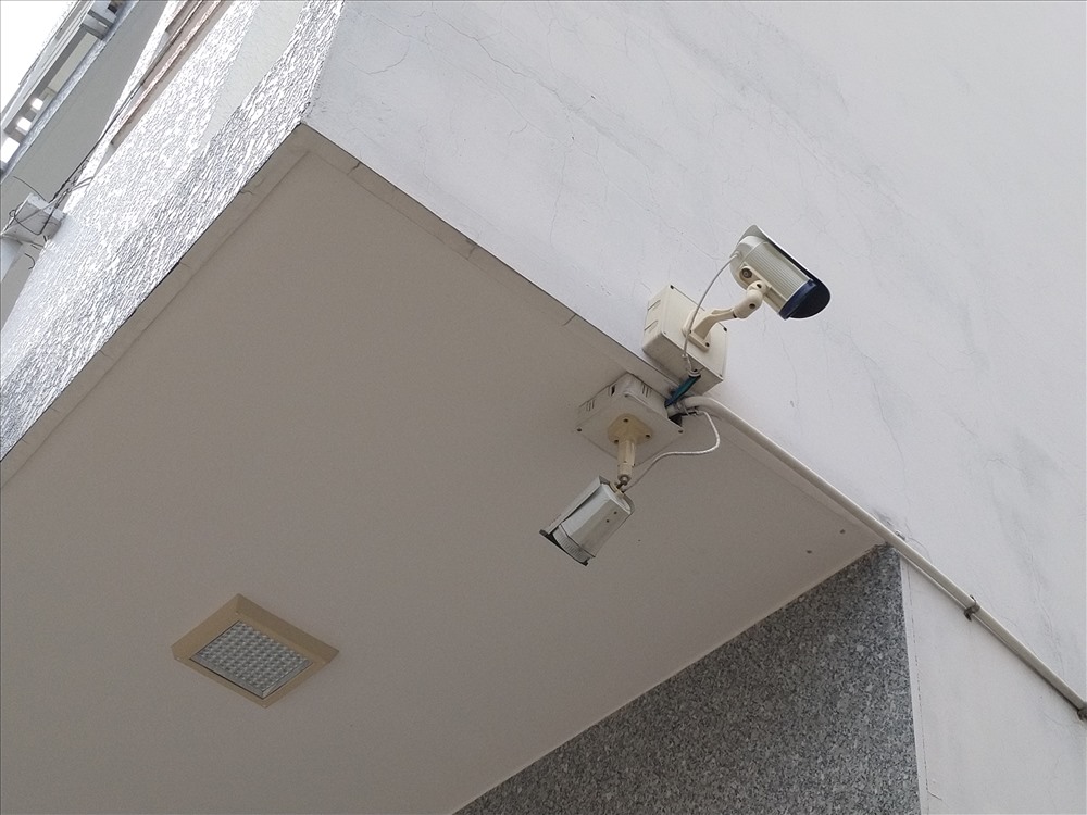 Rất nhiều hộ dân ở Long An hưởng ứng lắp đặt camera an ninh. Ảnh: K.Q