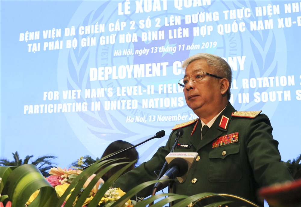 Thượng tướng Nguyễn Chí Vịnh - Thứ trưởng Bộ Quốc phòng phát biểu tại buổi lễ. Ảnh Trần Vương