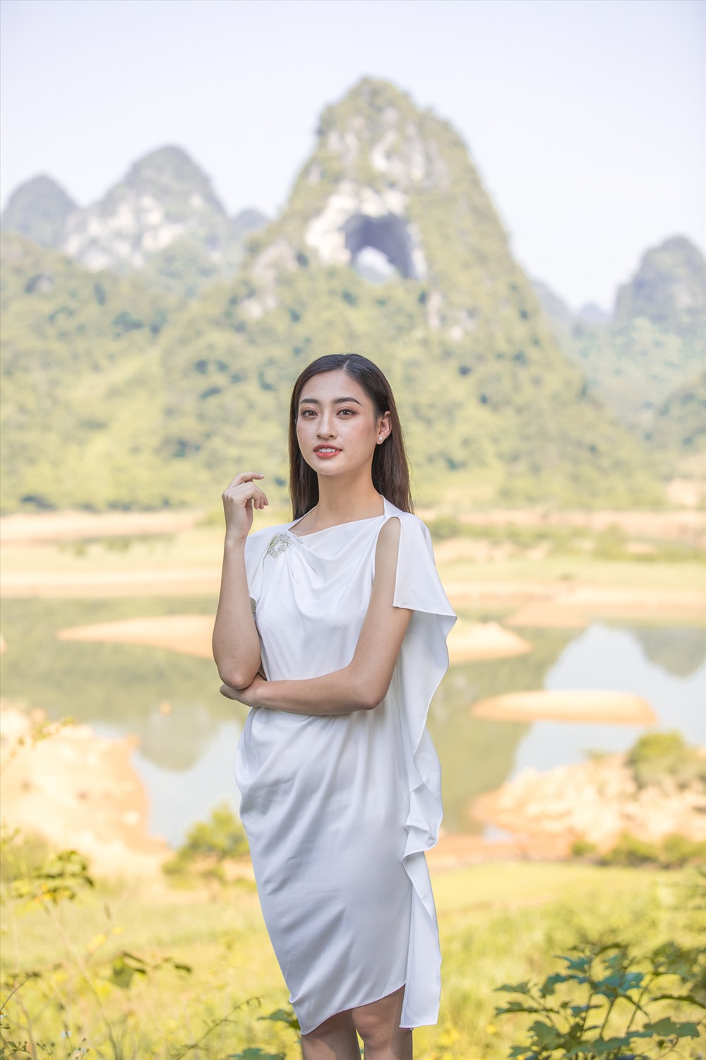 Tày là một trong những dân tộc thiểu số đặc biệt của Việt Nam. Với văn hóa đa dạng và phong phú, họ đã tạo nên những nét độc đáo và khác biệt so với các dân tộc khác. Xem hình ảnh để tìm hiểu thêm về nét đẹp và văn hóa của dân tộc Tày.