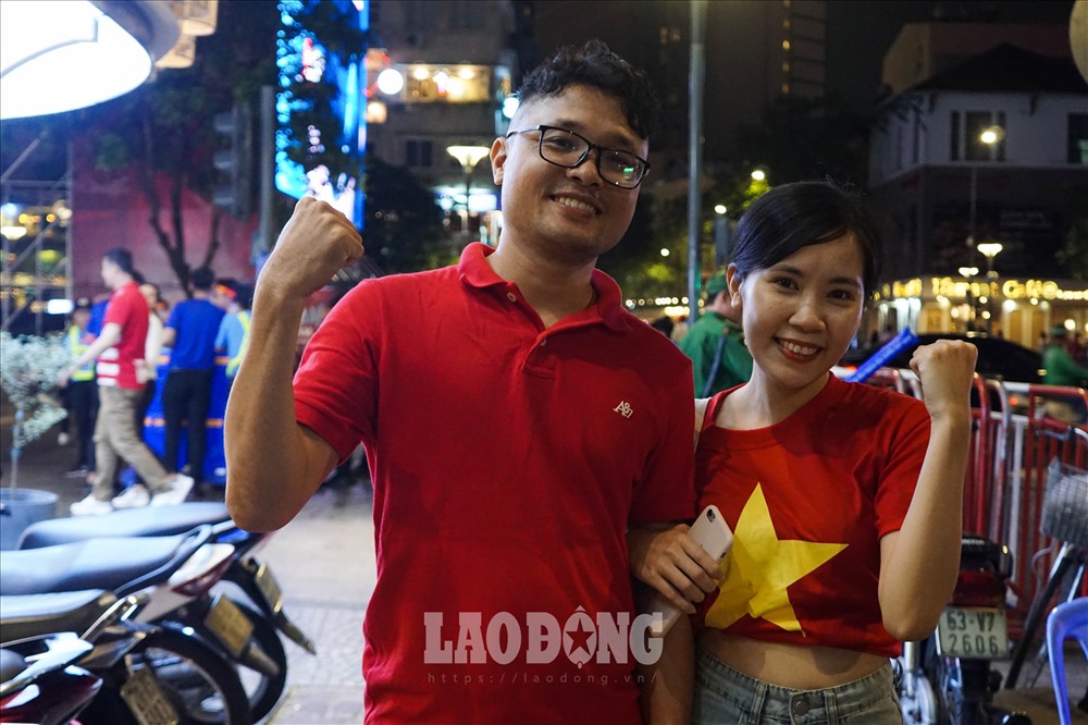 Dù Việt Nam chỉ thắng một và hòa một, trong sáu lần chạm trán trước khi tái ngộ UAE ở vòng loại World Cup 2022 hôm nay 14.11, nhiều cổ động viên vẫn đặt niềm tin các cầu thủ Việt Nam sẽ giành chiến thắng trước UAE.
