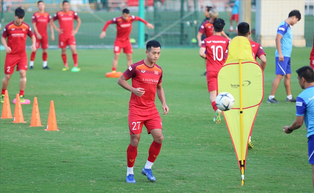 Trận đấu gặp Thái Lan sẽ mang tính chất quyết định rất lớn tới tấm vé đi tiếp tại vòng loại World Cup 2022 của đội tuyển Việt Nam. Ảnh: HOÀI THU