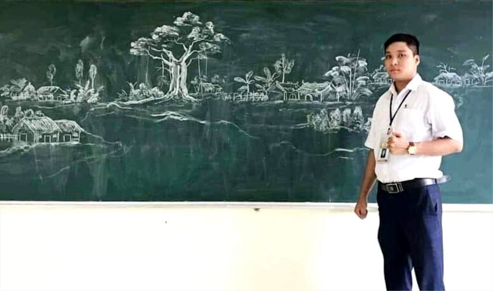 Thầy cô trổ tài vẽ tranh bằng phấn khiến học sinh phụ huynh trầm trồ