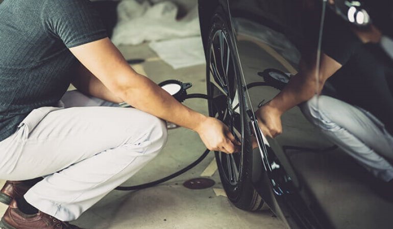 Thời tiết mùa xuân thường hanh khô khiến lốp xe dễ bị hao mòn. Ảnh ST.