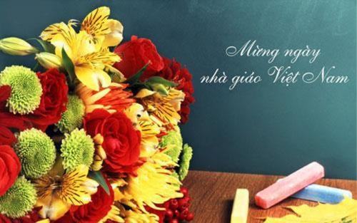 Những lời chúc hay là món quà ý nghĩa đối với các thầy cô giáo ngày 20.11. Ảnh: T.L.