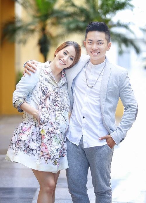 Phan Hiển và Khánh Thi hài lòng với cuộc sống bên hai con nhỏ.