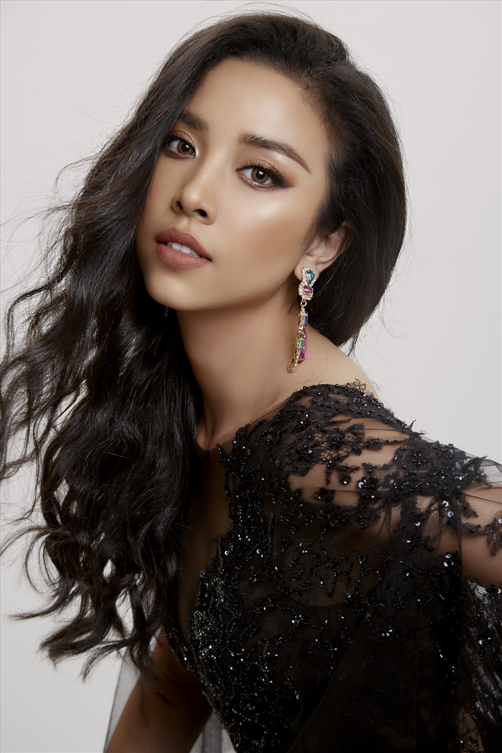 Mới đây, Á hậu Tú An tung loạt ảnh với trang phục quyến rũ trước thềm Miss Intercontinental 2019. Ảnh: Phúc Hoàng.