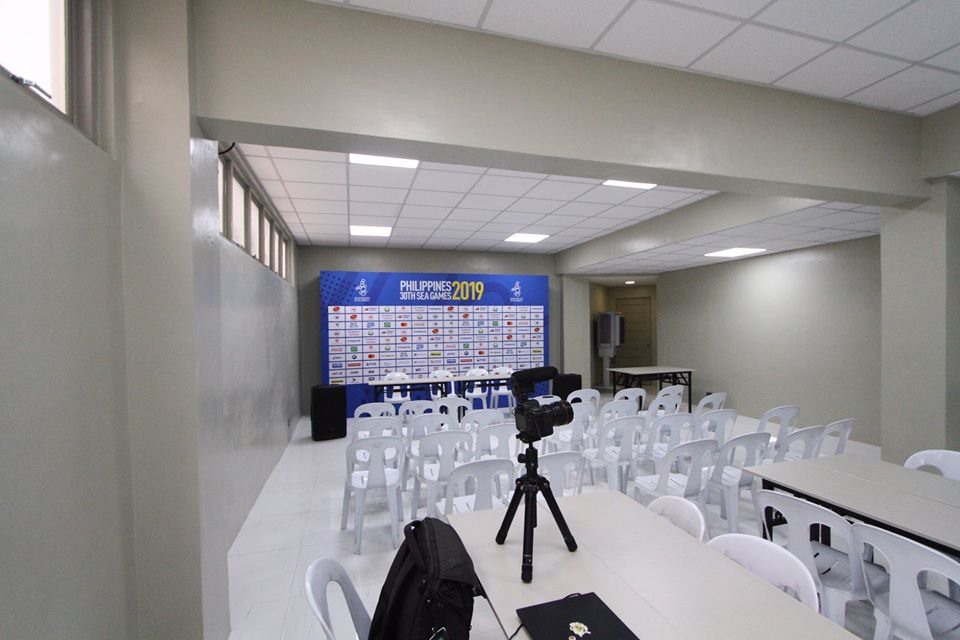 Đến ngày 26.11, phòng họp báo mới đã được hoàn thiện để phục vụ các trận đấu môn bóng đá nam SEA Games 30. Ảnh: Siamsport