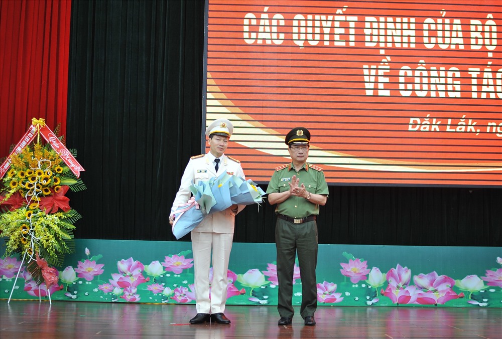 Bộ Công an đã tổ chức Lễ công bố các quyết định của Bộ trưởng Bộ Công an về công tác cán bộ tại Đắk Lắk. Ảnh:  LX